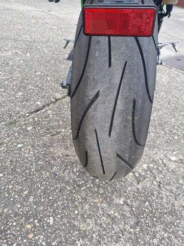 KAWASAKI ZX 10R 2006.