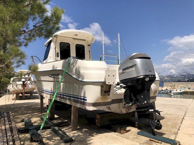 QUICKSILVER PILOTEHOUSE 640