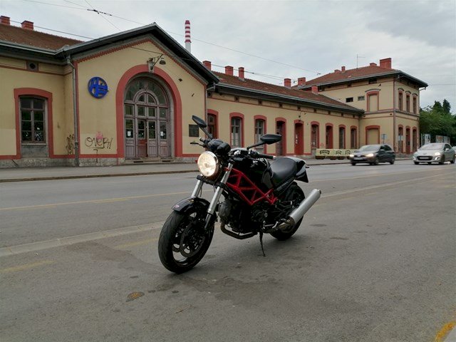 DUCATI MONSTER 695 NIJE UVOZ