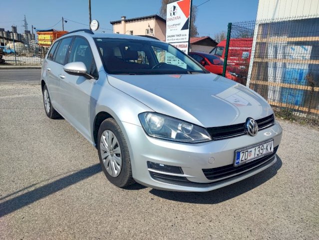 VW GOLF 7 1,6 TDI/REG 07/2022/TOP STANJE