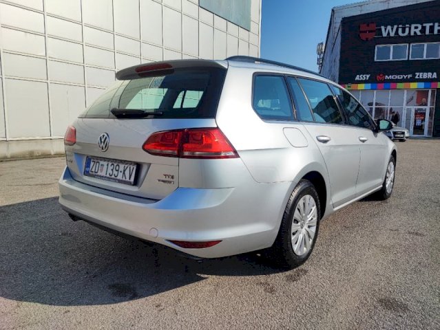 VW GOLF 7 1,6 TDI/REG 07/2022/TOP STANJE