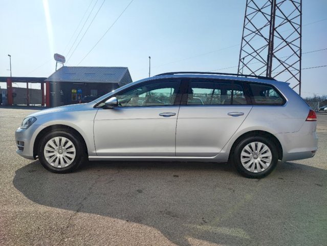 VW GOLF 7 1,6 TDI/REG 07/2022/TOP STANJE