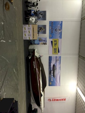 MAXIM BOATS 770