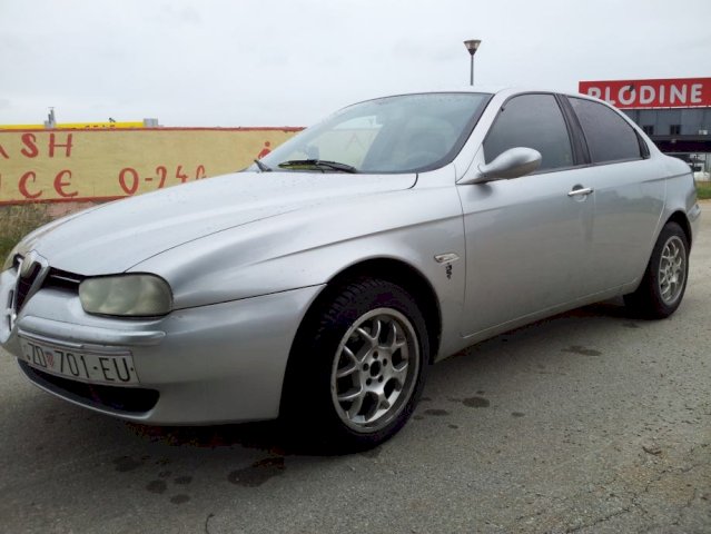 ALFA ROMEO 156