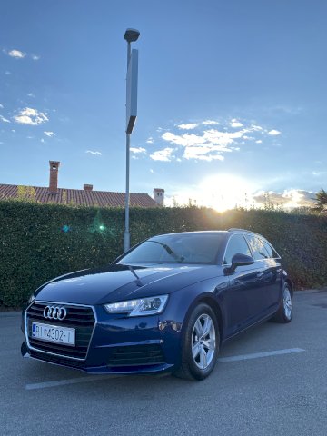 AUDI A4 AVANT