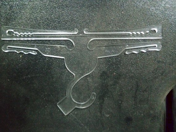 Alat za  izradu vješalica