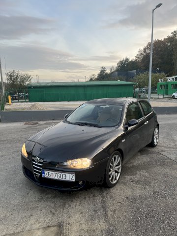 Alfa Romeo 147