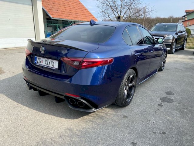 Alfa Romeo Giulia 2,9 V6 automatik