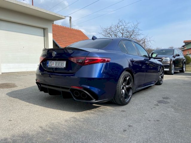 Alfa Romeo Giulia 2,9 V6 automatik