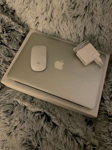 Apple MacBook Air 2017, 13-inch 256GB