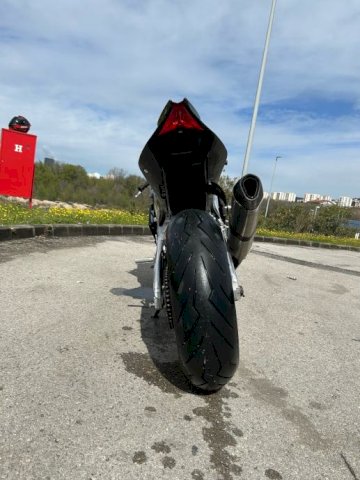 Aprilia Rsv4 APRC 999 cm3, 2012 god.