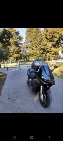 Aprilia SRV 850