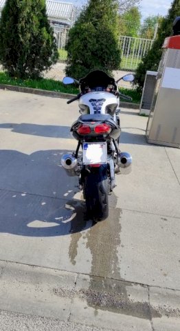 Aprilia Sl 1000 falco 1000 cm3, 2003 god.