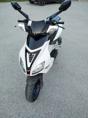 Aprilia Sr50r 49 cm3, 2006 god.