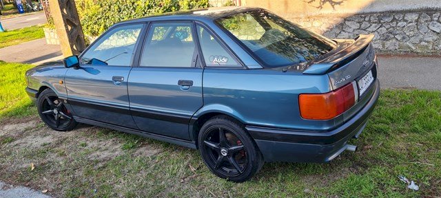Audi 80 AUDI 80 1.8 E KLIMA, staklo struja...