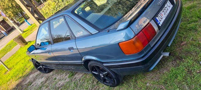 Audi 80 AUDI 80 1.8 E KLIMA, staklo struja...