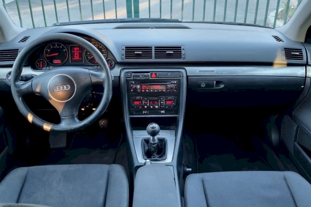 Audi A4 B6 1.8T Quattro S line, 2002 god.