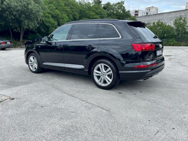 Audi Q7 3,0 V6 TDI 3xS line ,60.000 km