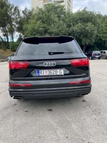 Audi Q7 3,0 V6 TDI 3xS line ,60.000 km