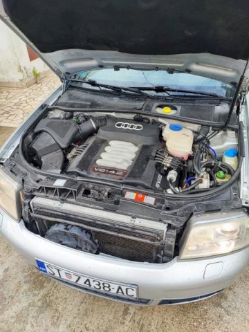 Audi S6 Avant 4,2 V8