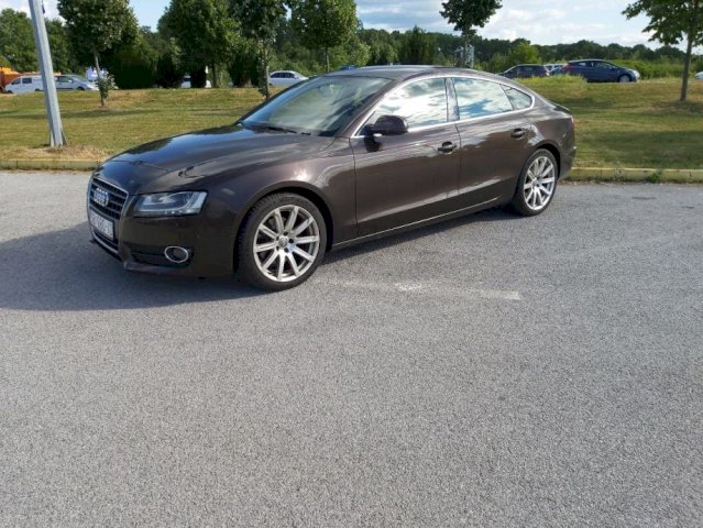 Audi a5 sportback 2.0tdi,2011g.reg.25.7.2023