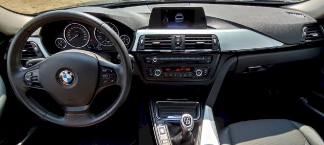 BMW 320 D EFICIENT DINAMICS,M PERFORMANCE