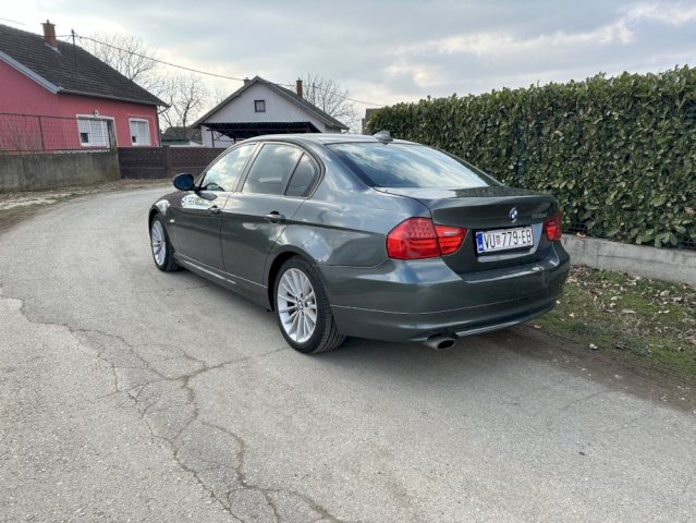 BMW 320 D LCI