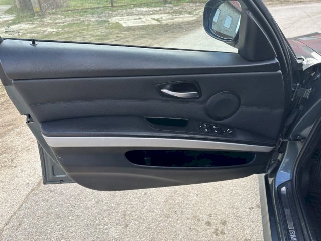 BMW 320 D LCI