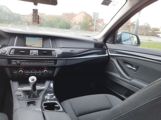 BMW 520D 140KW Facelift 2016g Prodajem rabljeno v