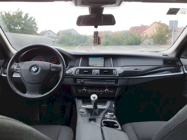 BMW 520D 140KW Facelift 2016g Prodajem rabljeno v