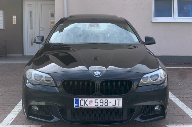 BMW 550i M PAKET/INDIVIDUAL TOP STANJE!