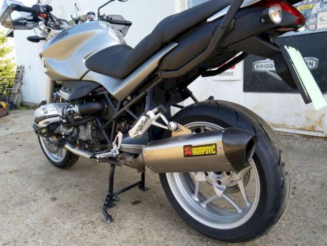 BMW R1200R 1200 cm3, 2006 god.
