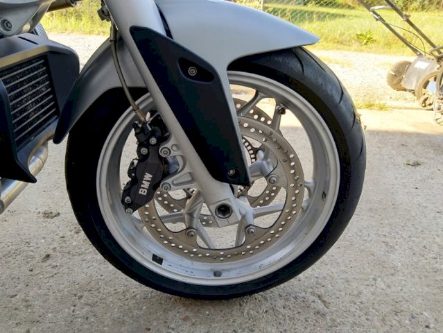 BMW R1200R 1200 cm3, 2006 god.