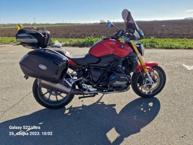 BMW R1200R LC 1200 cm3, 2018 god.
