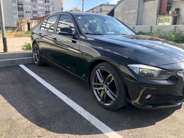 BMW SERIJA 3 u super stanju, reg 1 GOD.