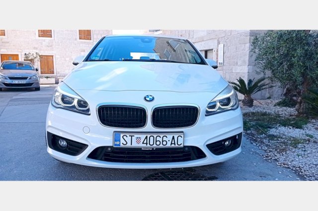 BMW Serija 2 Active Tourer 218 d