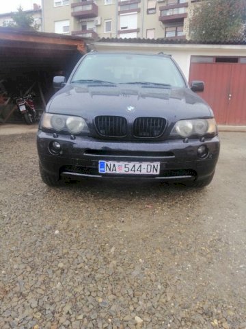BMW X5 4,4 i