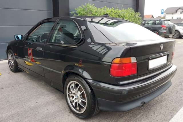 BMW serija 3 316i