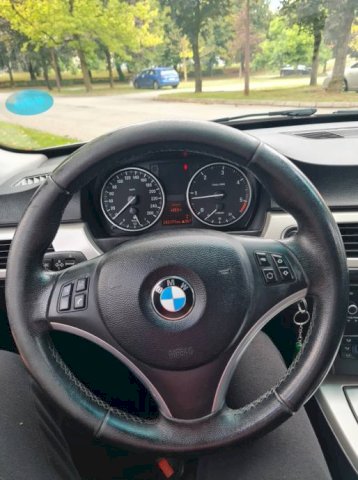 BMW serija 3 318d