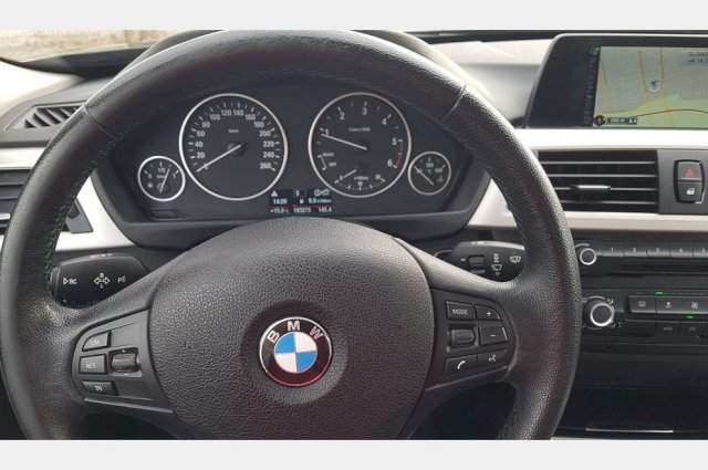 BMW serija 3 320 d 120 kw reg. godinu dana