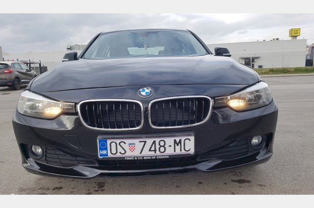 BMW serija 3 320 d 120 kw reg. godinu dana