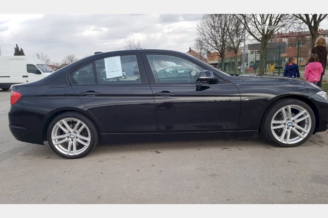 BMW serija 3 320 d 120 kw reg. godinu dana