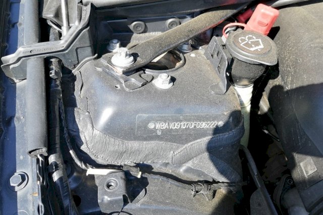 BMW serija 3 330xd karambol