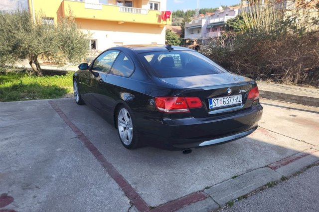 BMW serija 3 Coupe 320d