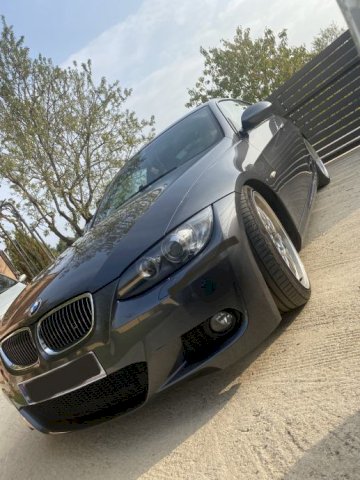 BMW serija 3 Coupe 330i