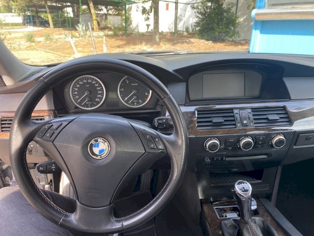 BMW serija 5 530d Tek Registriran PRILIKAA!!!