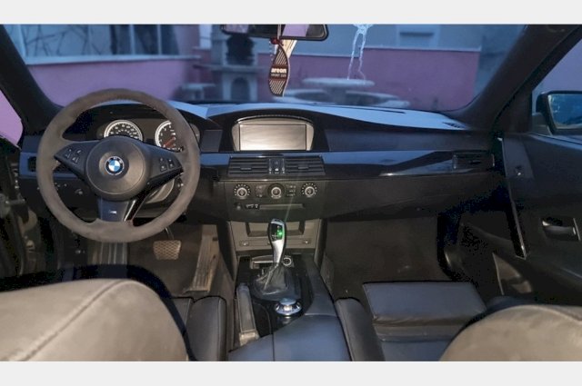 BMW serija 5 530i