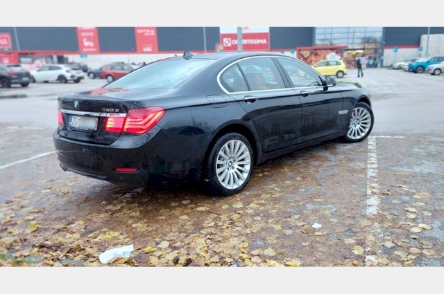 BMW serija 730d f01
