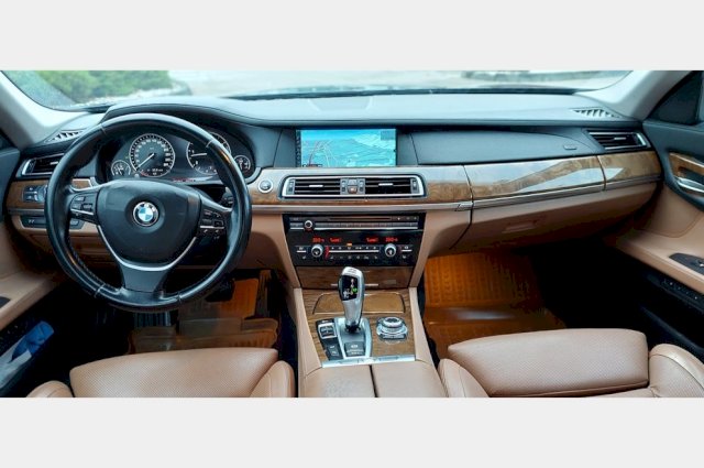 BMW serija 730d f01