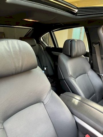 BMW serija 740d automatik Sport paket TOP STANJE